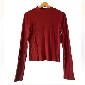 DOUBLE ZERO RED RIBBED CROPPED LONG SLEEVE SIZE LARGE